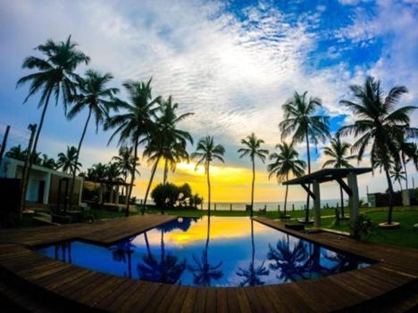 The Lighthouse Negombo Exterior foto